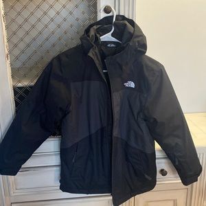 Boys North Face jacket, black size 10/12